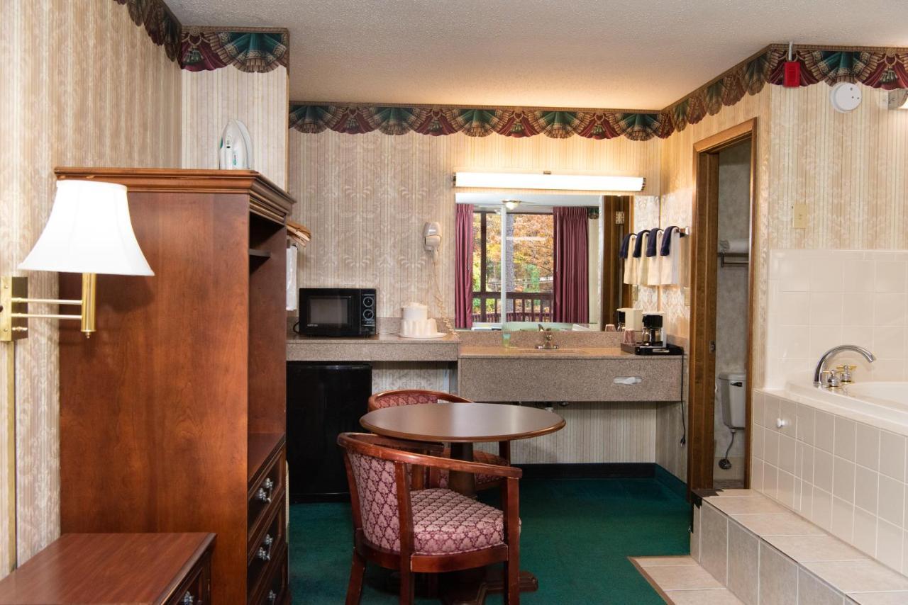 Ozarka Lodge ユリーカ・スプリングス エクステリア 写真